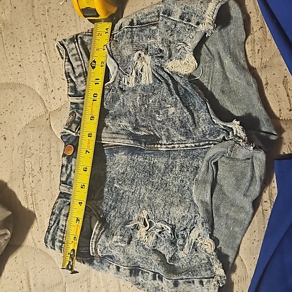 Womens Shorts - Picture 15 of 15